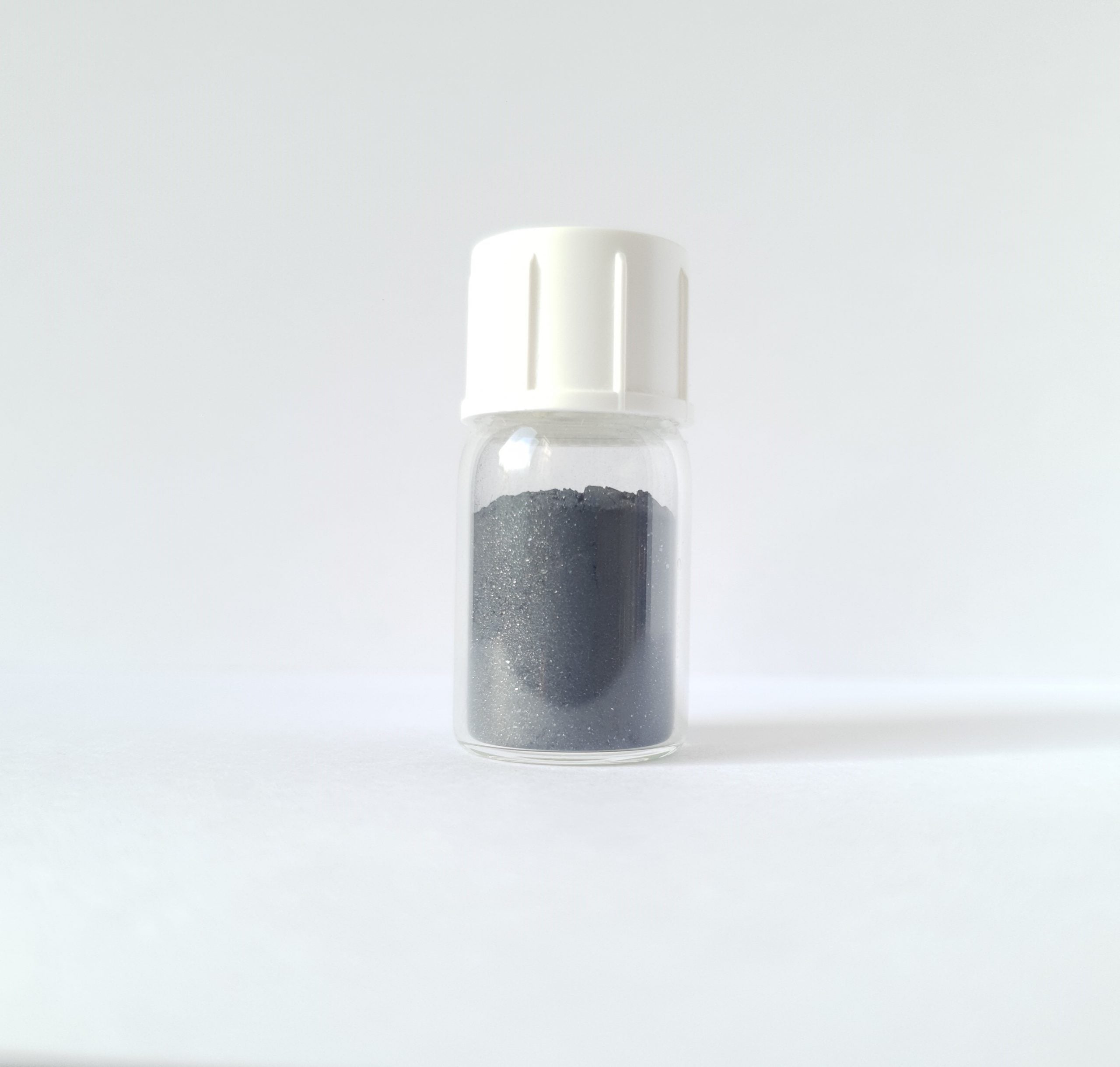 Genuine Hijazi Black Ithmid Kohl - 10 g Bottle - اثمد كحل حجازي (اسود ...